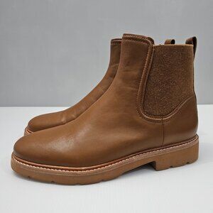 NEW Vince Rue Ankle Bootie Chelsea Water Repellent Light Fawn Tan Leather Sz 10